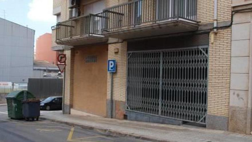 El local municipal del carrer Torras i Bages.