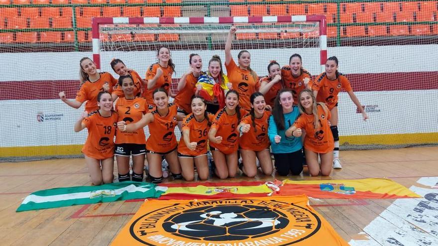 El Colegio Maravillas Benalmádena tras alcanzar el tercer puesto en el campeonato