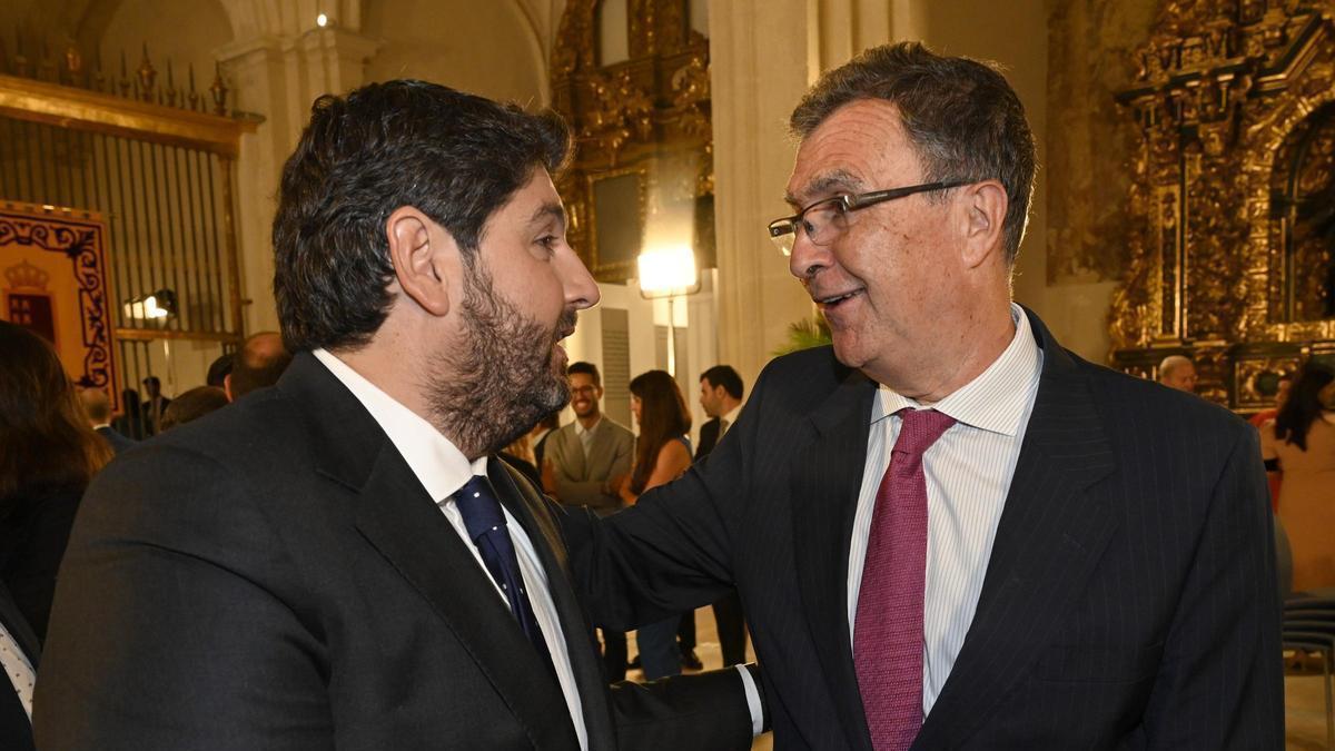El alcalde de Murcia, José Ballesta, junto al presidente de la Comunidad, Fernando López Miras