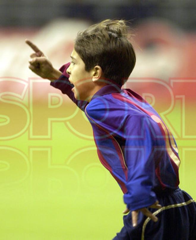 7.Jordi Alba 2001-02