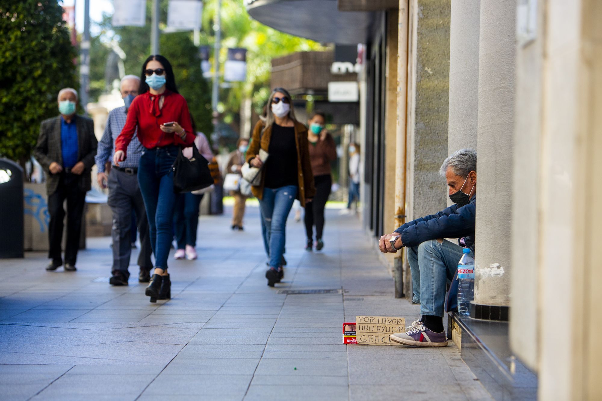 «Multar por pedir es un disparate»