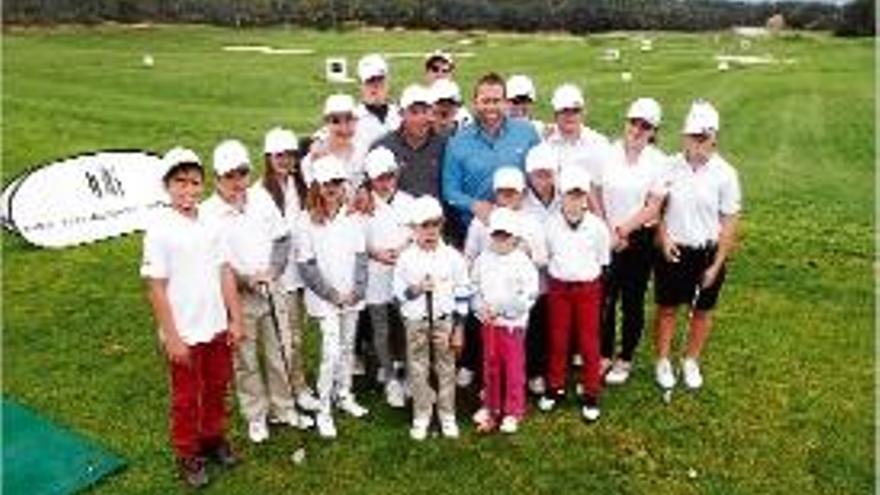 Golf Sergio García presenta la seva escola al PGA