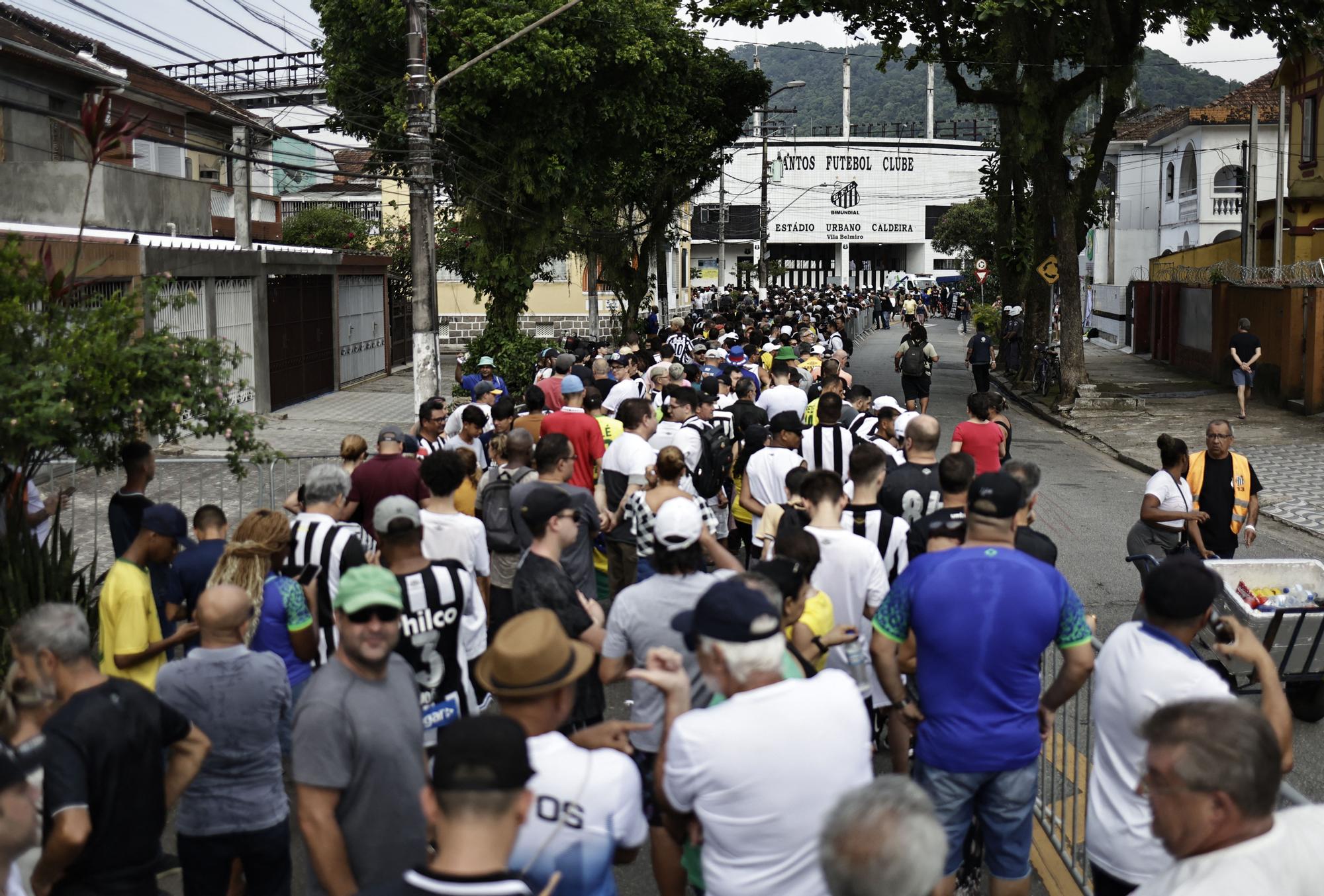 Death of Brazilian soccer legend Pele