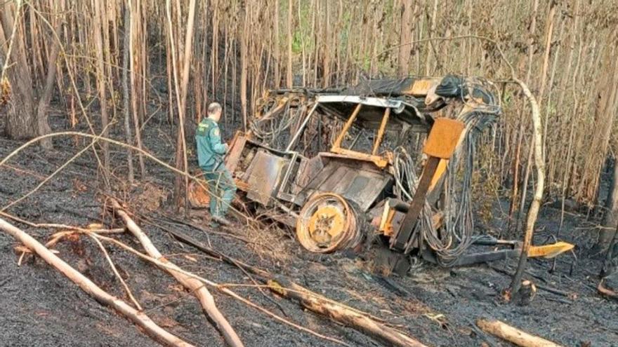 Investigados el dueño y el conductor de un tractor por el incendio de Ponteareas que arrasó 880 hectáreas