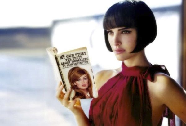 Mujer leyendo