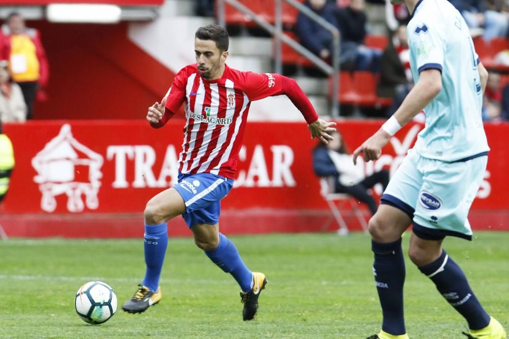 El partido entre el Real Sporting y el Numancia, en imágenes