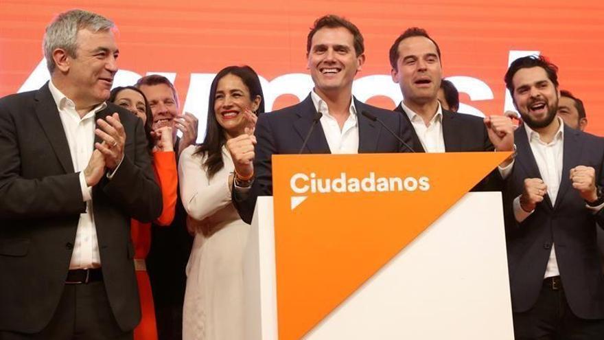 Ciudadanos es tercero y fracasa en el intento de superar al PP