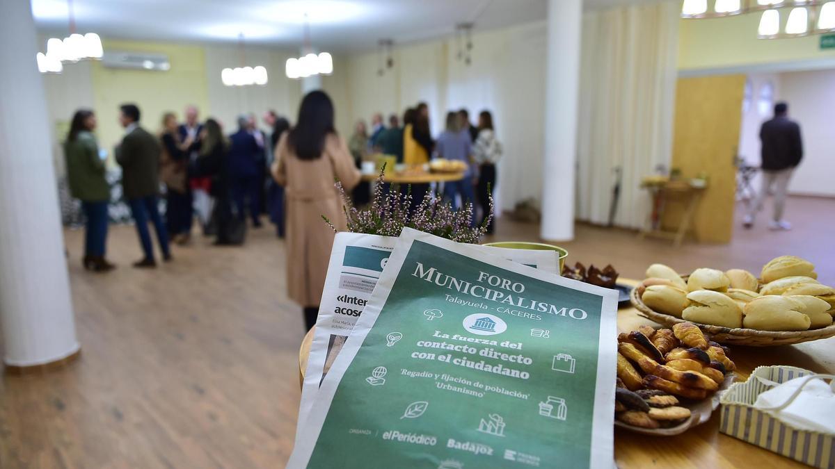 Las imágenes del 'Foro Municipalismo. La fuerza del contacto directo con el ciudadano'