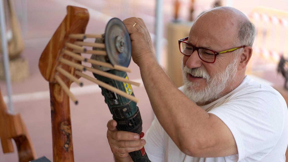 El II Simposio Internacional de Esculturas mostrará, del 27 de agosto al 2 de septiembre, la creación de cuatro esculturas al aire libre desde cero.