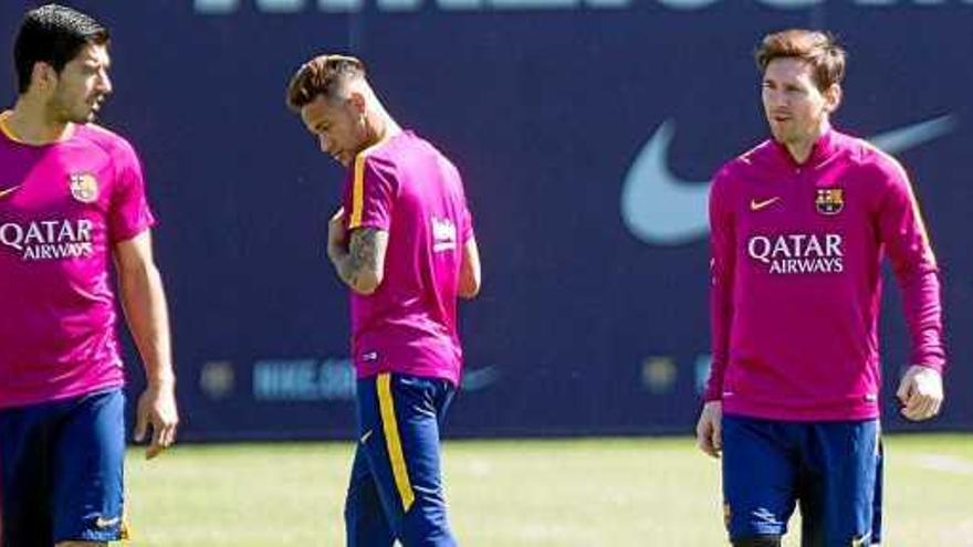 Suárez, Neymar i Messi, un trident que vol recuperar la pólvora contra el València