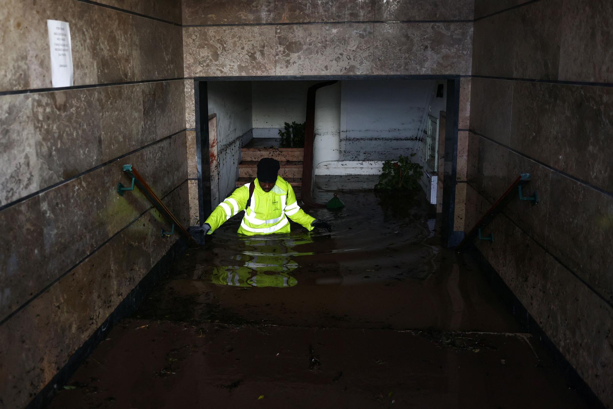 Lisboa sucumbe al aguacero: "¡Quédese en casa!"