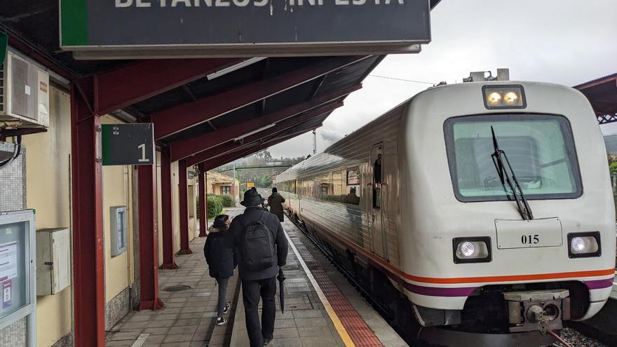 Renfe emite 41.800 abonos gratuitos para Cercanías, Media Distancia y Avant en Galicia