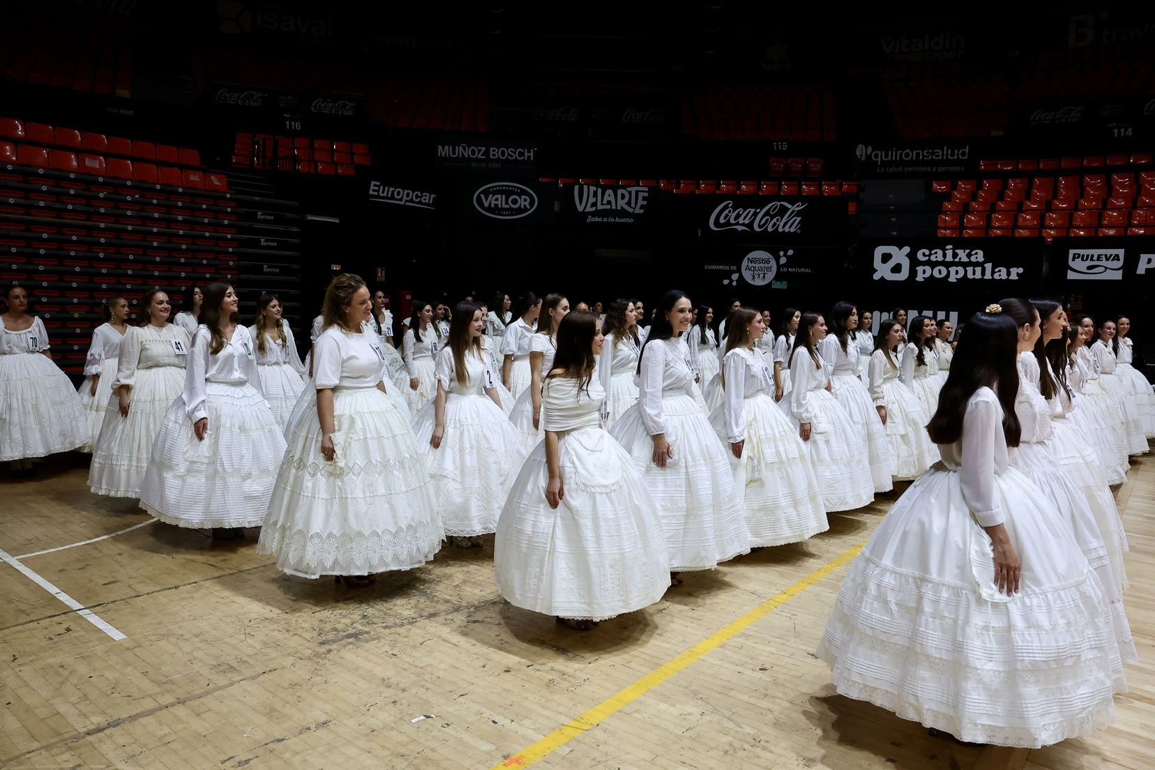 Asi ha sido el ensayo de la elección de candidatas a Falleras Mayores de València 2026