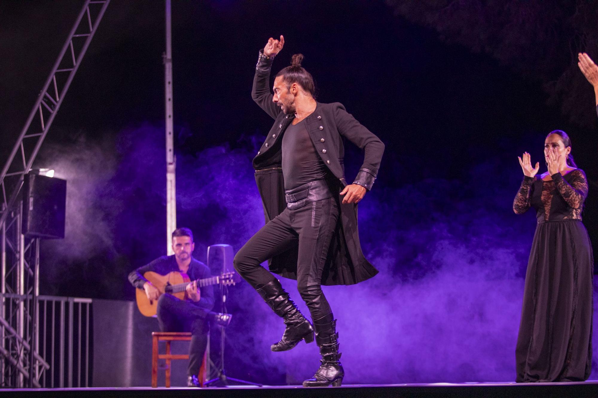 Todas las imágenes de la actuación del bailaor Eduardo Guerrero en Ibiza