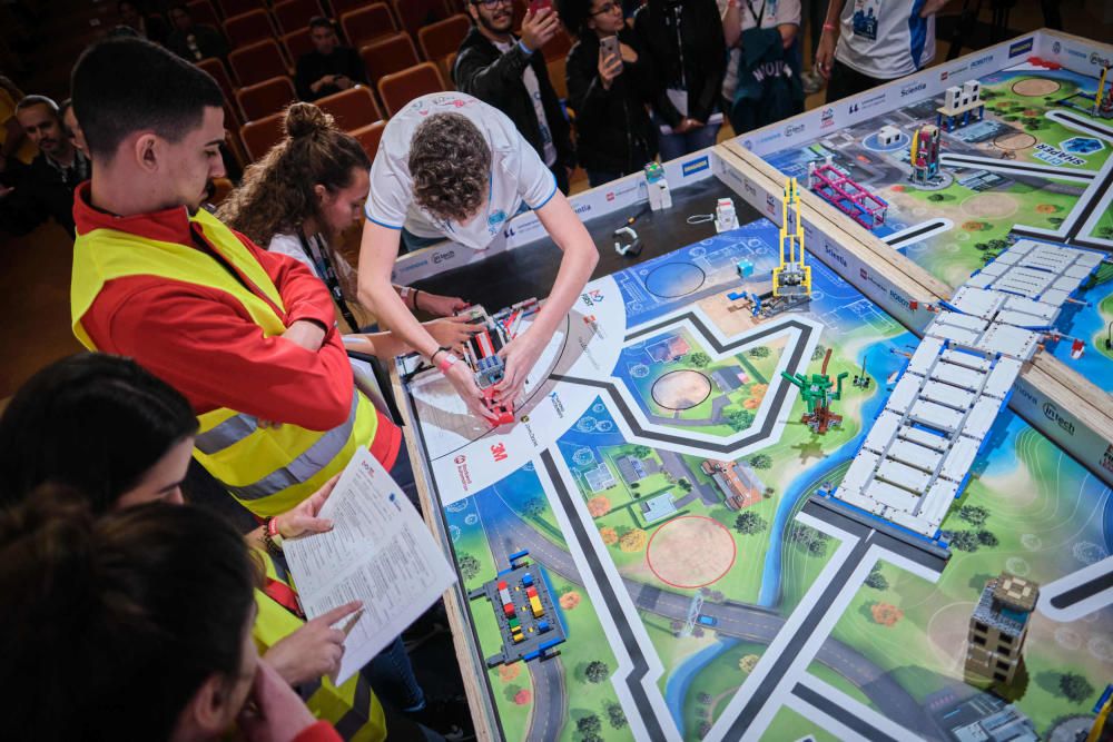 Octava edición de la First Lego League Canarias Aulario del Campus de Guajara de la Universidad de La Laguna  | 15/02/2020 | Fotógrafo: Andrés Gutiérrez Taberne