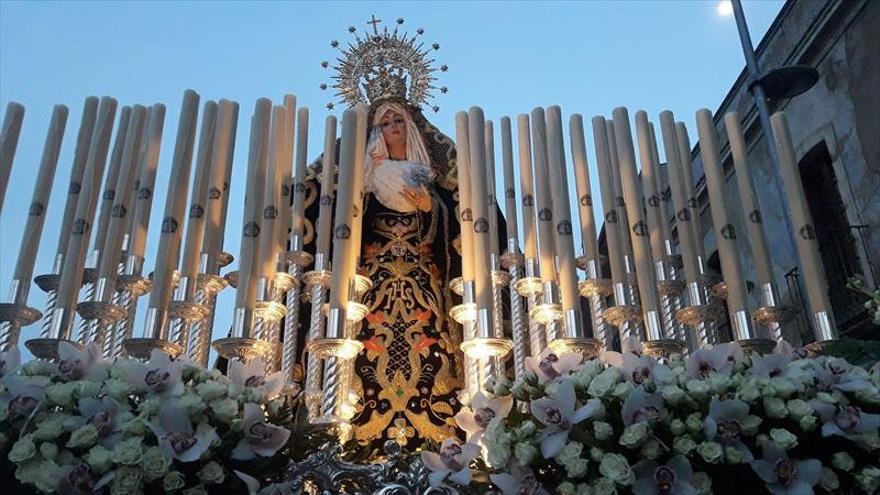 Noche de estreno en el Calvario y la Humildad