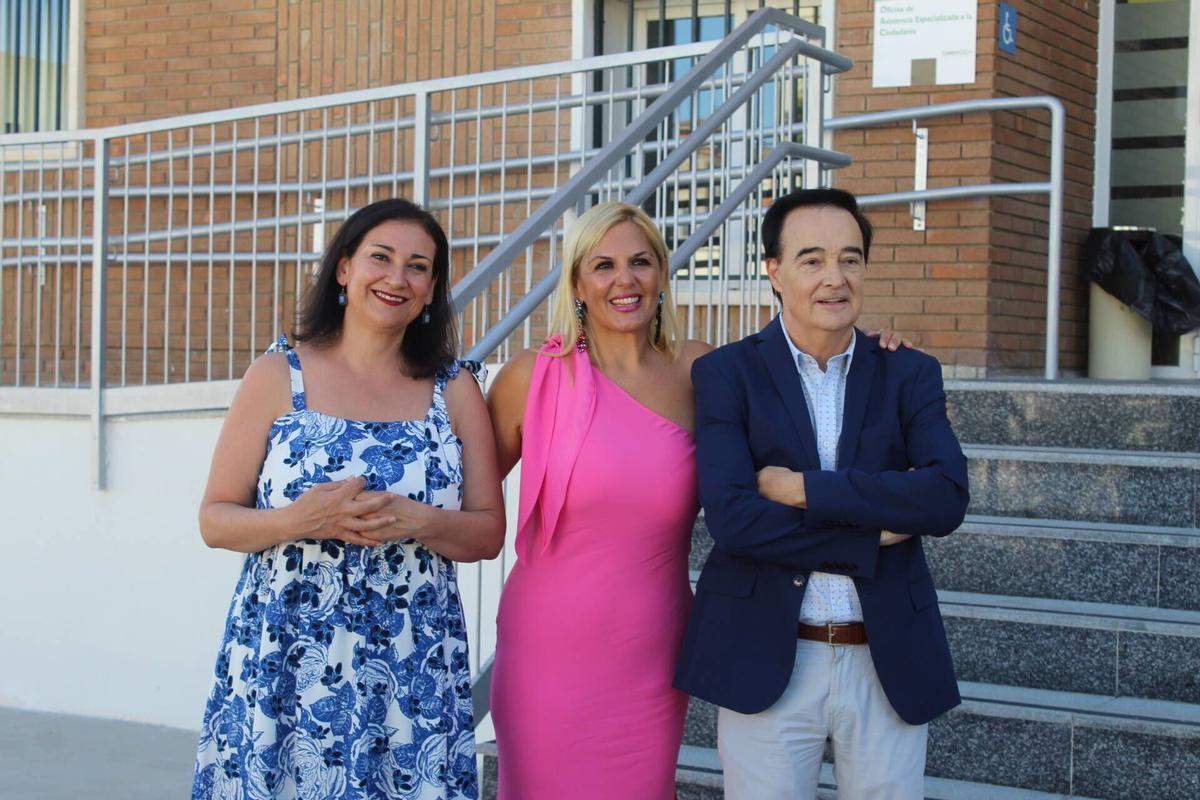 FOTOGALERÍA | La consejera Elena Manzano visita el edifico de Servicios Fiscales de Badajoz tras las obras de accesibilidad FOTOGALERÍA | La consejera Elena Manzano visita el edifico de Servicios Fiscales de Badajoz tras las obras de accesibilidad