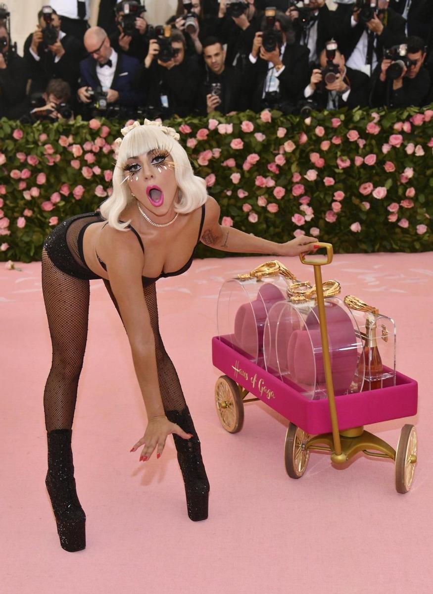 Lady Gaga y su último cambio de look en la Gala Met: en lencería