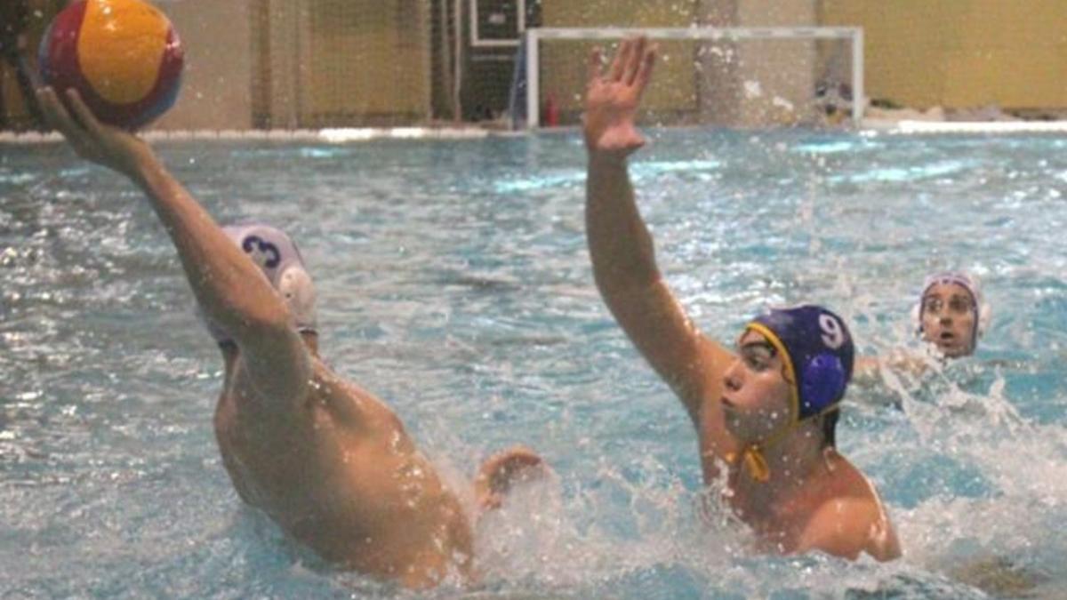 El CN Sabadell da la sorpresa en el primer partido de la final ante el Atlètic Barceloneta