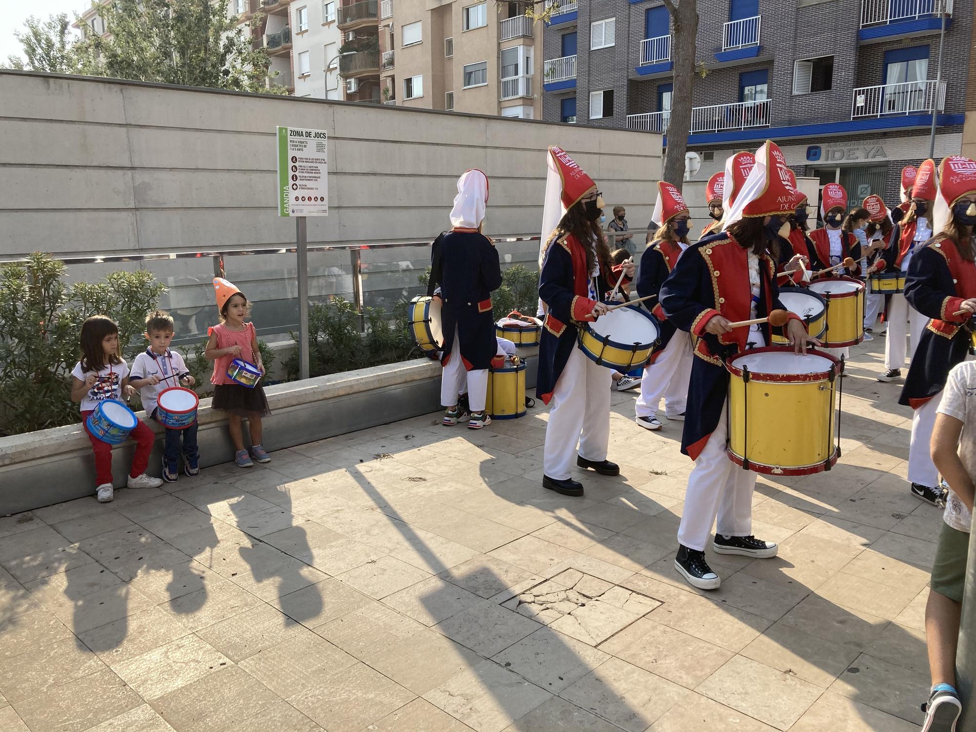 El Tio de la Porra de Gandia da la bienvenida a las fiestas