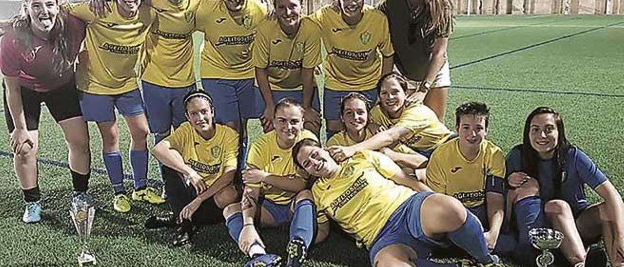 El Independiente fue segundo en el torneo femenino que se jugó en el Camp Redó.