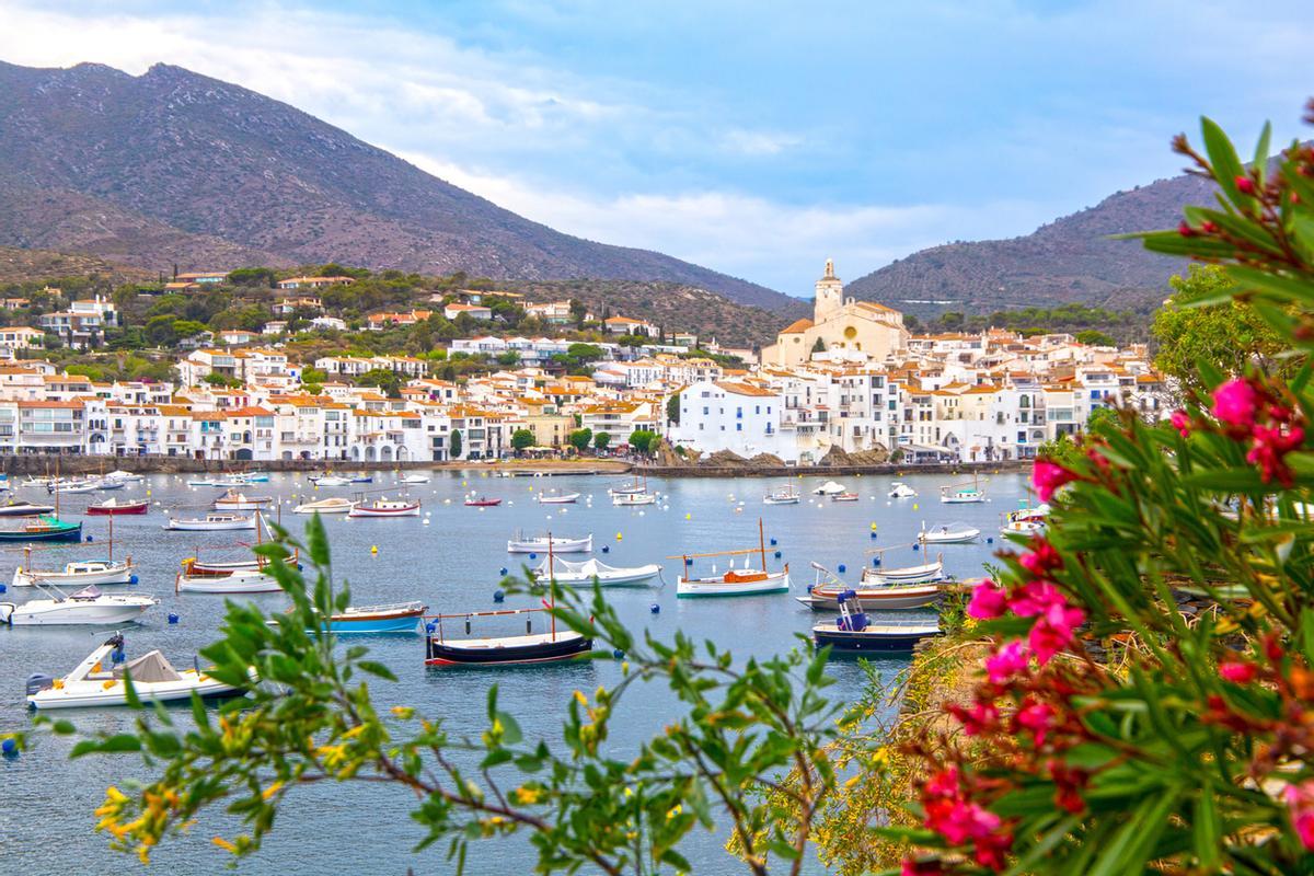 Cadaqués, el pueblo blanco que inspiró la obra de Dalí