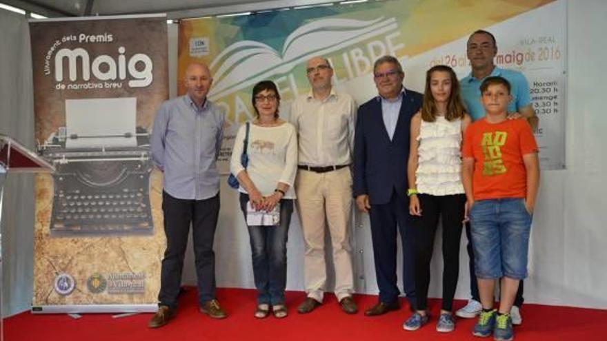 Joaquim F. Valls gana el Premio Maig de narrativa breve de Vila-real