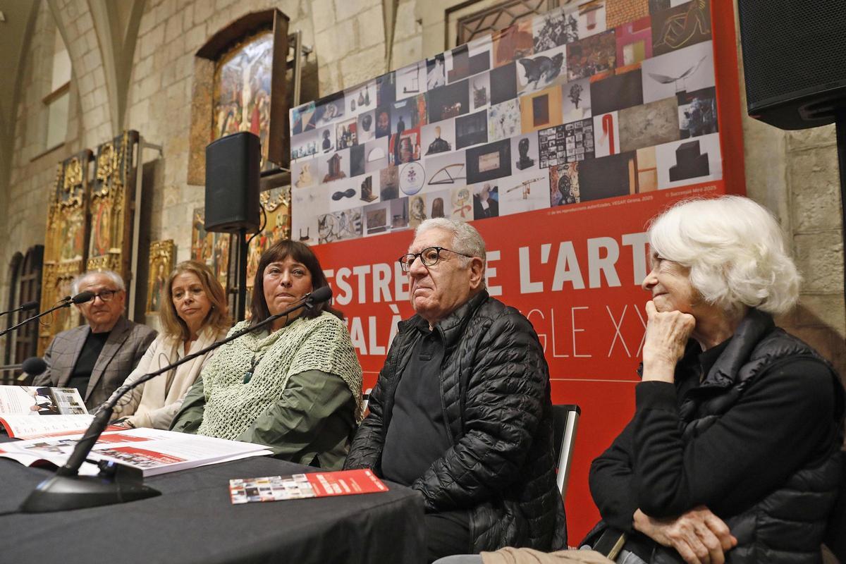 Les fotos de l'exposició 'Mestres de l’art català del segle XX. Col·lecció Bassat' al Museu d'Art de Girona