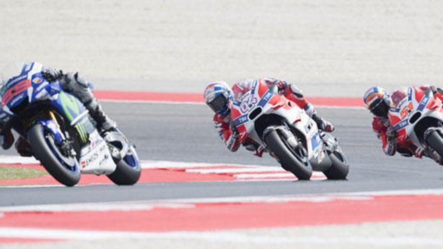 Jorge Lorenzo, rodando al frente de la carrera en San Marino.