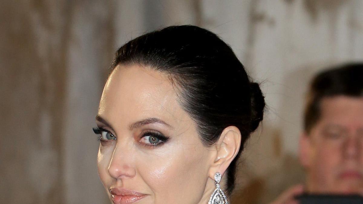 Angelina Jolie está irreconocible en el rodaje de una película