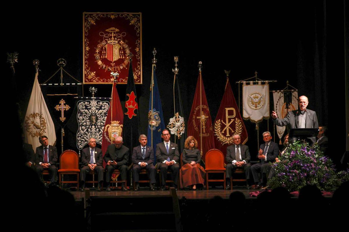Las mejores imágenes del pregón de Semana Santa en Orihuela