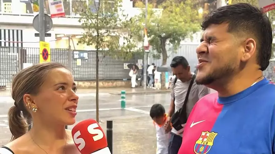 Los aficionados se mojan a pie de calle: colocar en un TOP diferentes goles históricos del Barça