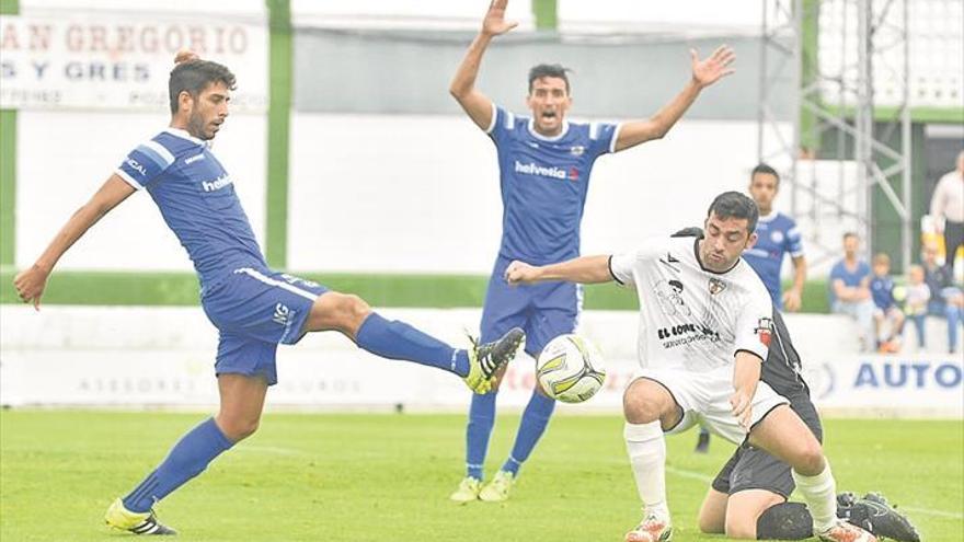 La nueva gestora del Pozoblanco se presenta con Sosa como entrenador