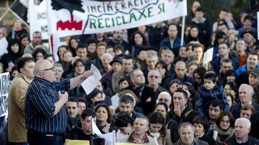 Protesta en O Irixo en 2012 contra una incineradora 