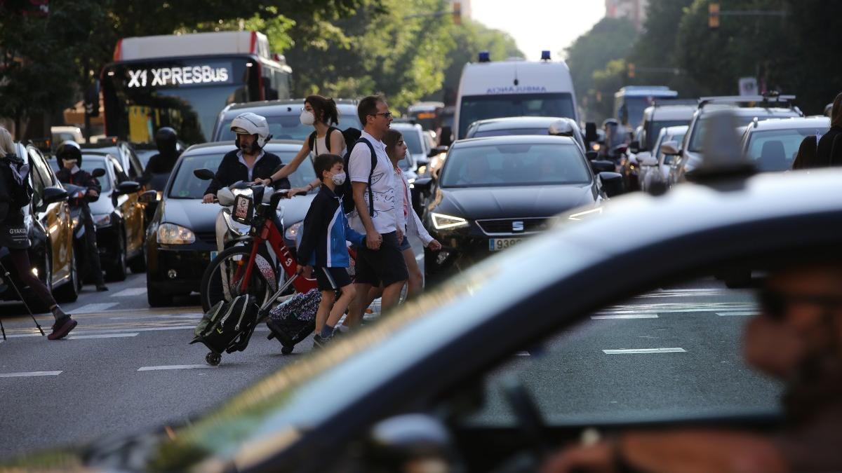 Tráfico en las calles de Barcelona