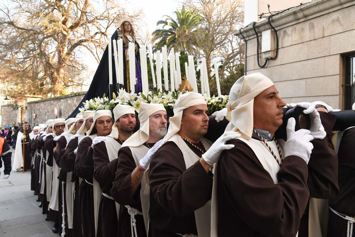 Procesión dos Caladiños