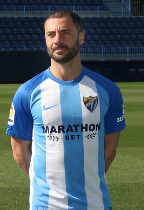 Los tres nuevos refuerzos del Málaga CF en el mercado de invierno son presentados en el estadio de La Rosaleda