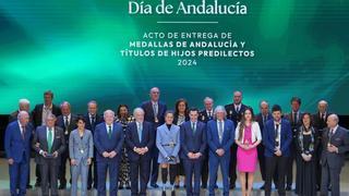 Homenaje a los guardias civiles muertos en Barbate en este Día de Andalucía