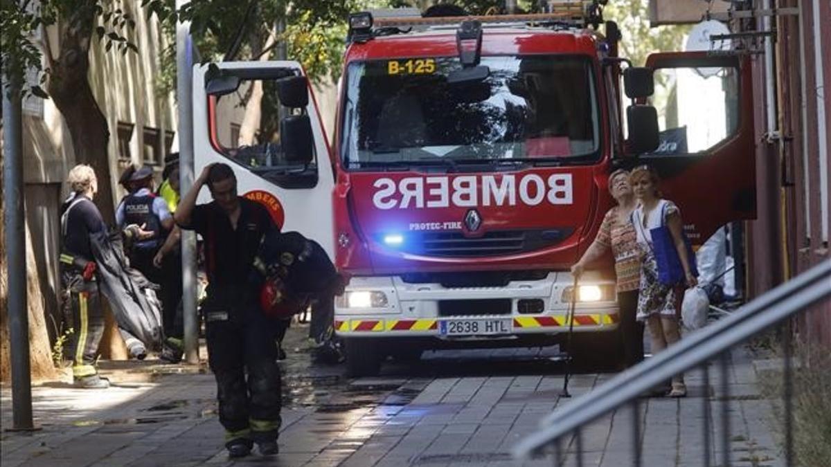 Incendio con víctimas mortales en el barrio de Sant Martí