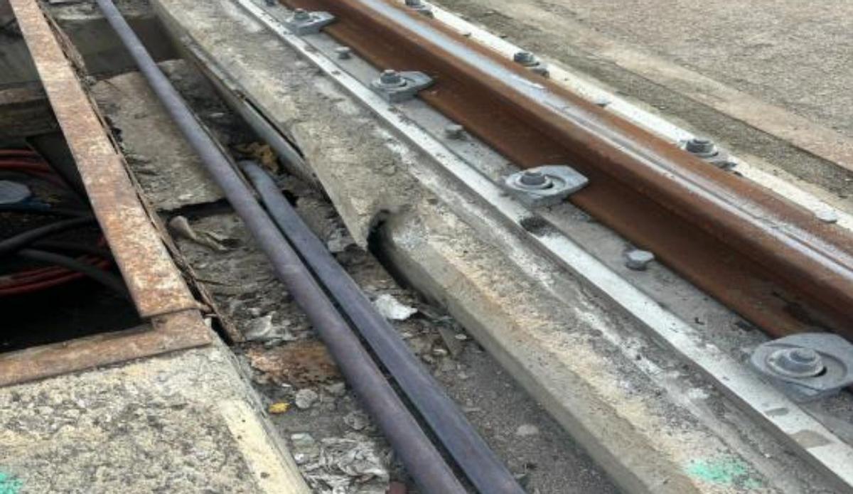 Detalle de las canaletas abiertas actuales
