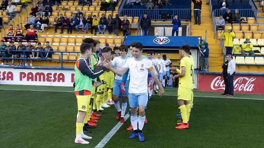 El juvenil A cumple y homenajea al campeón