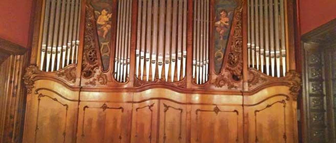 Orgue del Casal Balaguer.