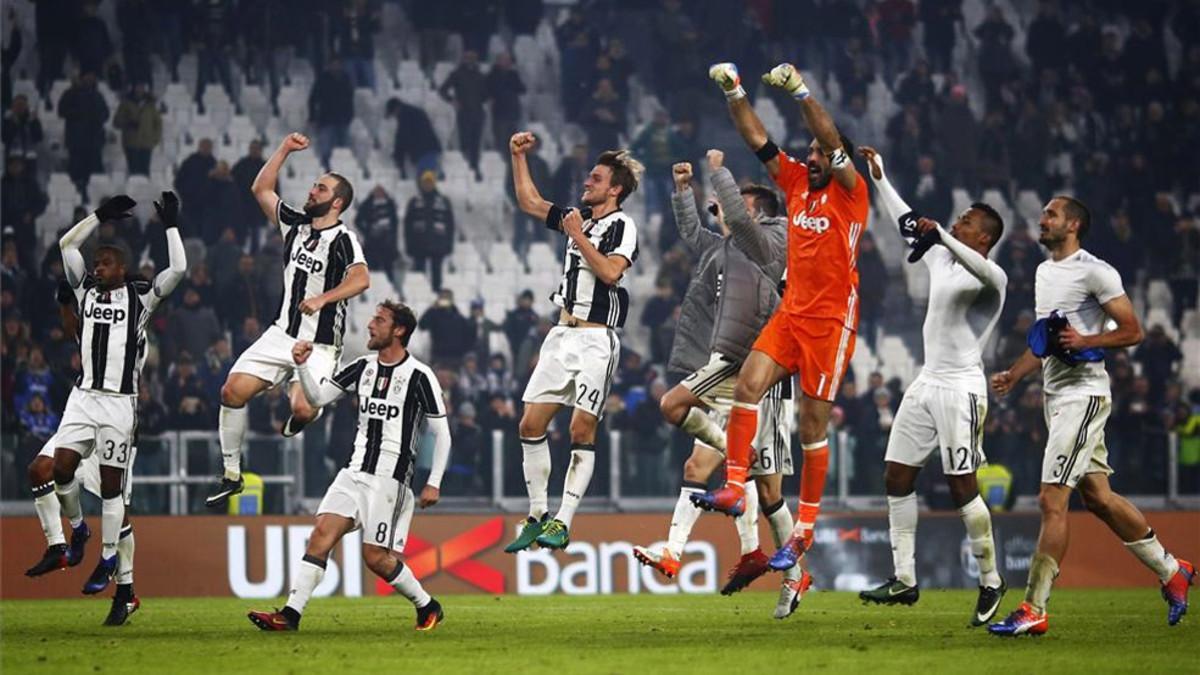 La Juventus lidera pero no enamora