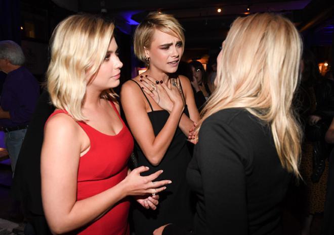 Cara Delevingne y Ashley Benson, en Toronto