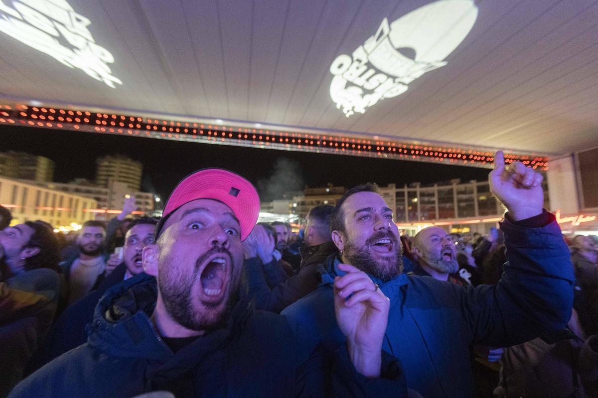 Así vive un grupo de "eurofans" llegados de Alemania el Benidorm Fest