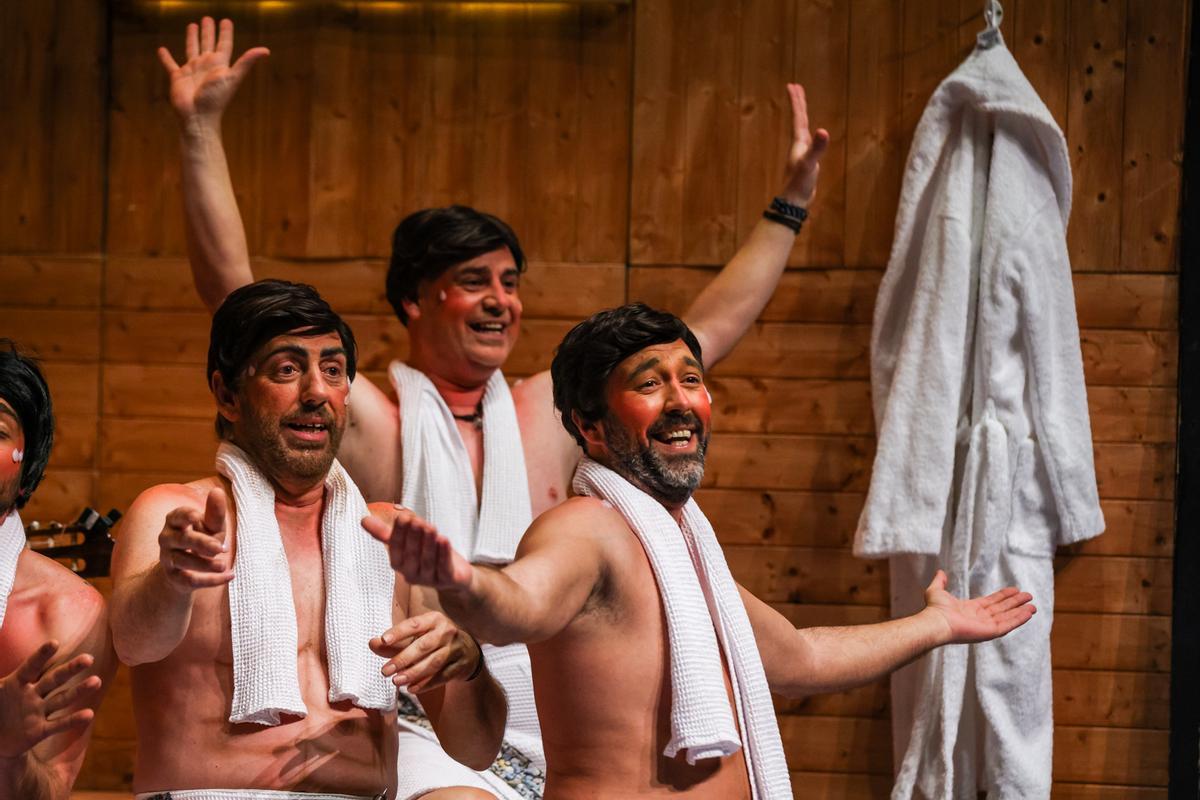 La murga de Roquetas 'Los ahumaos', en la segunda preliminar del COAC 2026 del Carnaval