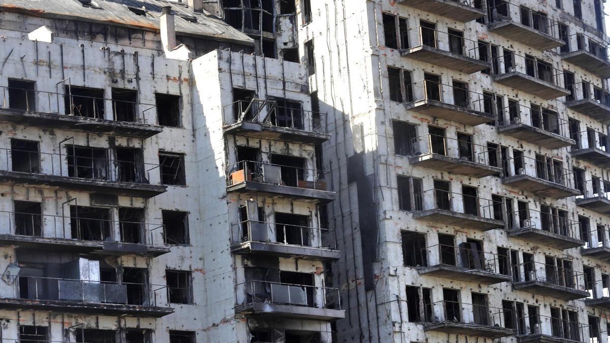 Edificio incendiado en Campanar en febrero de 2024