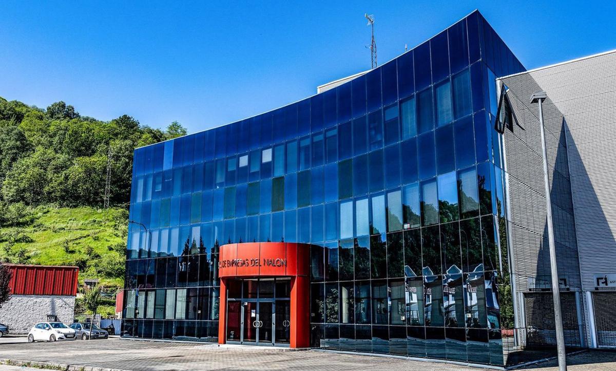 Centro de empresas Sodeco Nalón, en El Entrego (San Martín del Rey Aurelio). |