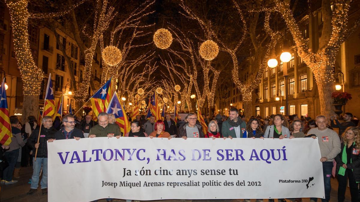 FOTOS | Manifestación de la Diada del 31 de Diciembre en Palma