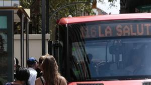 BCN descarta esborrar més busos de Google Maps pel turisme